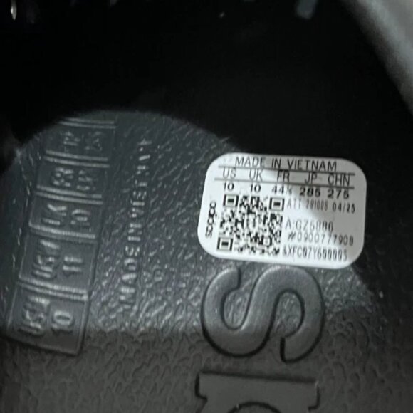 Adilette Clogs - Picture 6 of 6